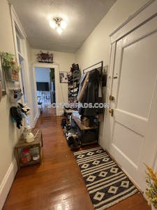 Brookline 2 Bed 1 Bath BROOKLINE- WASHINGTON SQUARE $2,700 Washington Square - $2,700