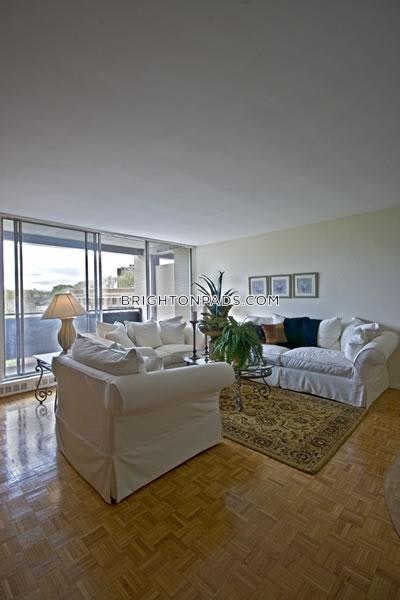 Brighton 2 Beds 1 Bath Boston - $2,800 No Fee