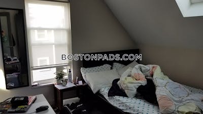 Dorchester/south Boston Border 3 Beds 2 Baths Dorchester/south Boston Border Boston - $2,700 No Fee