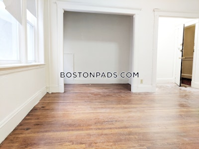 Fenway/kenmore Apartment for rent Studio 1 Bath Boston - $2,475 50% Fee