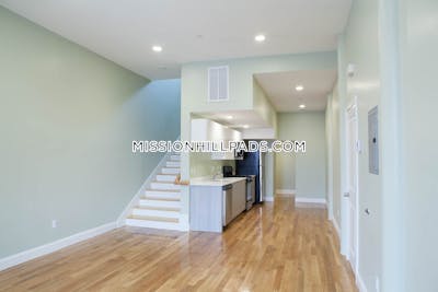Roxbury 1 Bed 1 Bath BOSTON Boston - $2,100