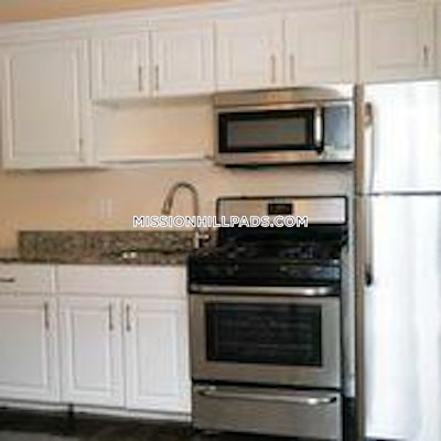 Roxbury Apartment for rent 3 Bedrooms 1 Bath Boston - $4,500