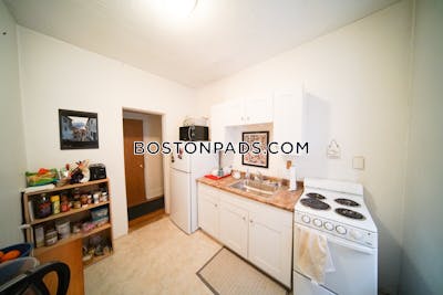 Brookline Apartment for rent 2 Bedrooms 1 Bath  Coolidge Corner - $2,900 No Fee