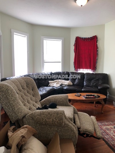 Dorchester 4 Beds 1.5 Baths Savin Hill Boston - $3,800 50% Fee