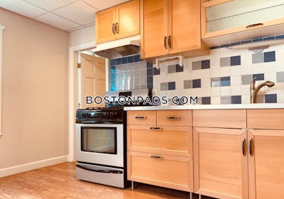Dorchester/south Boston Border Apartment for rent 2 Bedrooms 1 Bath Boston - $2,400