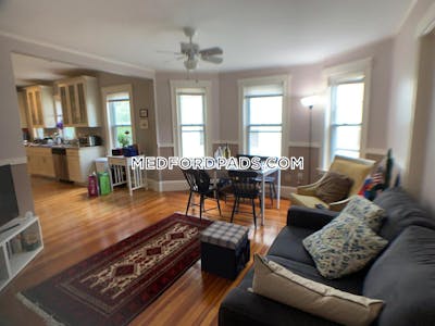 Medford 3 Bed 1 Bath  Tufts - $3,900