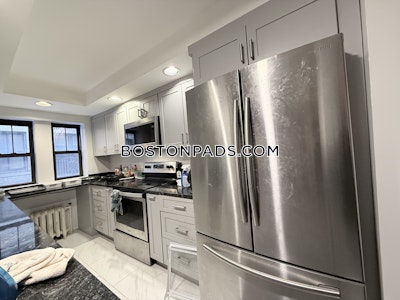 Fenway/kenmore 4 Beds 2 Baths on Park Drive in Boston Boston - $6,499