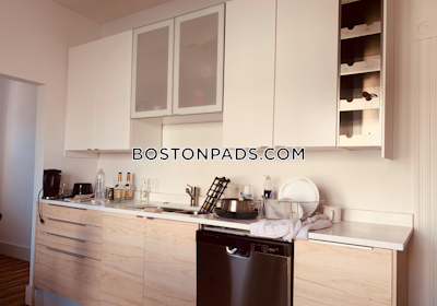 Dorchester/south Boston Border Apartment for rent 4 Bedrooms 1 Bath Boston - $4,000