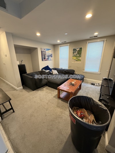 South Boston 3 Beds 1 Bath Boston - $4,000 No Fee