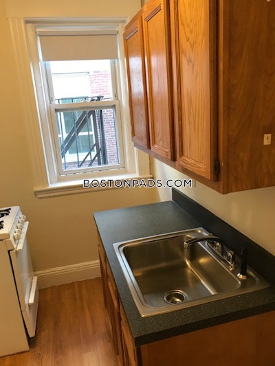 Fenway/kenmore Apartment for rent Studio 1 Bath Boston - $2,375 50% Fee