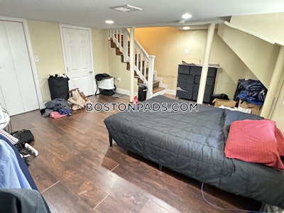 Fort Hill Apartment for rent 4 Bedrooms 2 Baths Boston - $4,675 No Fee