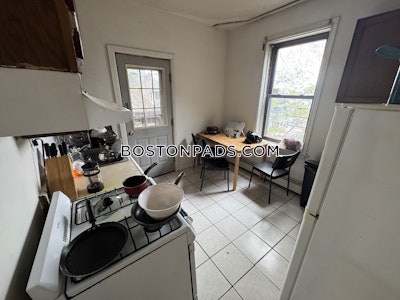 Allston Apartment for rent 4 Bedrooms 1 Bath Boston - $3,700