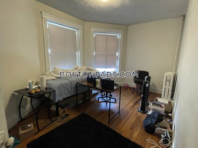 Allston/brighton Border Apartment for rent 3 Bedrooms 1 Bath Boston - $3,575 No Fee
