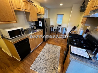 North End 2 Beds 1 Bath Boston - $4,095