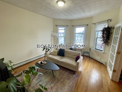 Brighton 3 Beds 1 Bath Boston - $3,450
