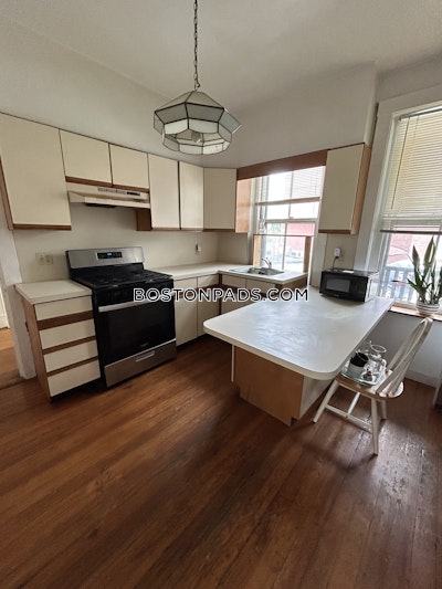 Brookline Apartment for rent 2 Bedrooms 1 Bath  Washington Square - $3,075