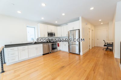 Dorchester Apartment for rent 3 Bedrooms 2 Baths Boston - $3,700 50% Fee