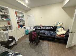 Brookline 3 Beds 2 Baths  Washington Square - $4,300 No Fee