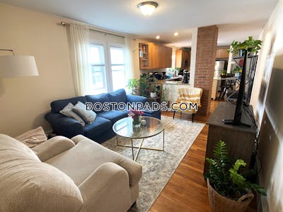 Somerville Apartment for rent 3 Bedrooms 1 Bath  East Somerville - $3,600
