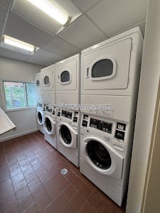 Brookline Apartment for rent Studio 1 Bath  Coolidge Corner - $2,125 No Fee