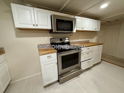Quincy Apartment for rent 1 Bedroom 1 Bath  North Quincy - $2,200 50% Fee