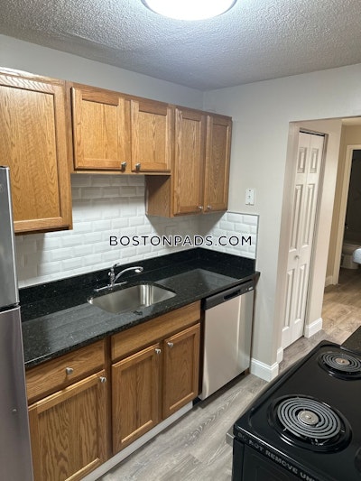 Leominster 2 bedroom 1 baths in Leominster - $1,950