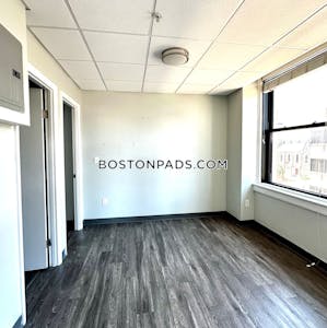 Worcester 1 bedroom 1 baths in Worcester - $1,685 No Fee