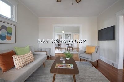Medford 3 bedroom 1 baths in MEDFORD  Tufts - $3,400 No Fee