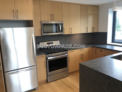Allston Beautiful 2 bed 2 bath on Gardner Boston - $5,100 No Fee