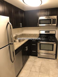 Brookline 2 Beds 1.5 Baths  Boston University - $4,100 No Fee