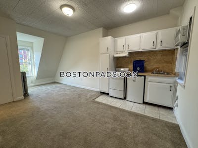 Brookline Apartment for rent Studio 1 Bath  Coolidge Corner - $2,390 No Fee