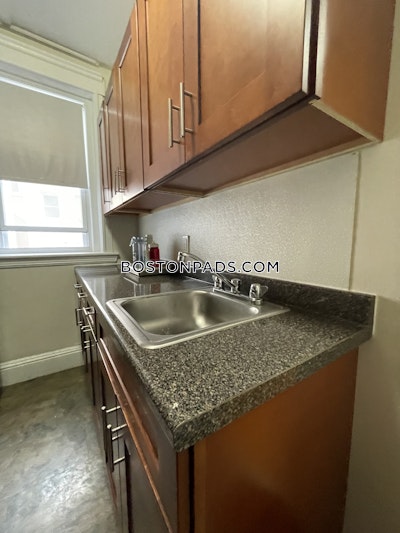 Fenway/kenmore Apartment for rent Studio 1 Bath Boston - $2,195 No Fee