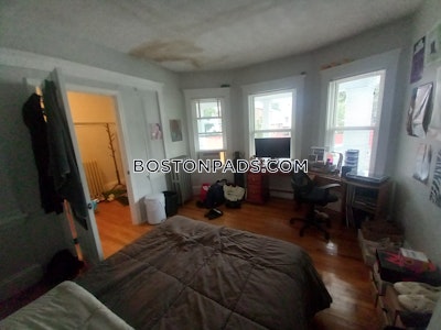 Medford Apartment for rent 3 Bedrooms 1 Bath  Tufts - $4,050