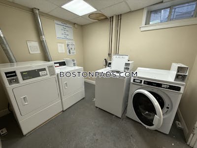 Brookline 2 bedroom 1 baths in BROOKLINE- COOLIDGE CORNER  Coolidge Corner - $3,000 No Fee