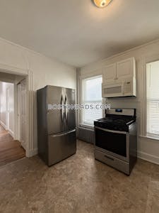 Everett Apartment for rent 3 Bedrooms 1 Bath - $3,000 No Fee
