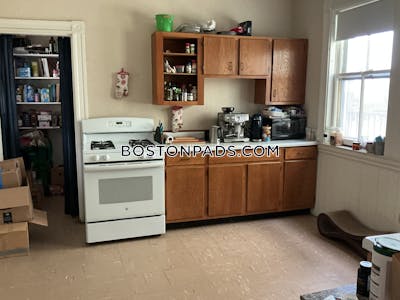 Lower Allston Apartment for rent 3 Bedrooms 1 Bath Boston - $3,250 No Fee