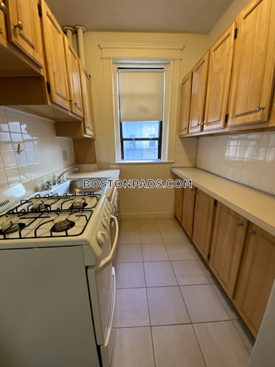 Allston Apartment for rent 1 Bedroom 1 Bath Boston - $2,450 No Fee
