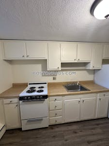 Newton 1 Bed 1 Bath  Chestnut Hill - $2,095 No Fee