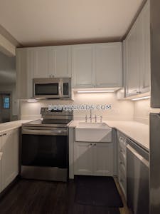 Cambridge Apartment for rent 3 Bedrooms 2 Baths Harvard Square - $4,275 No Fee