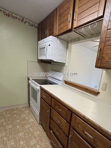 Weymouth 1 bedroom 1 baths in WEYMOUTH - $1,900 No Fee