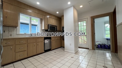 Somerville 5 Beds 1 Bath  Tufts - $6,800 No Fee