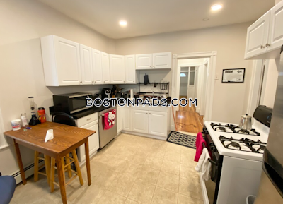 Dorchester/south Boston Border Apartment for rent 3 Bedrooms 1 Bath Boston - $3,300